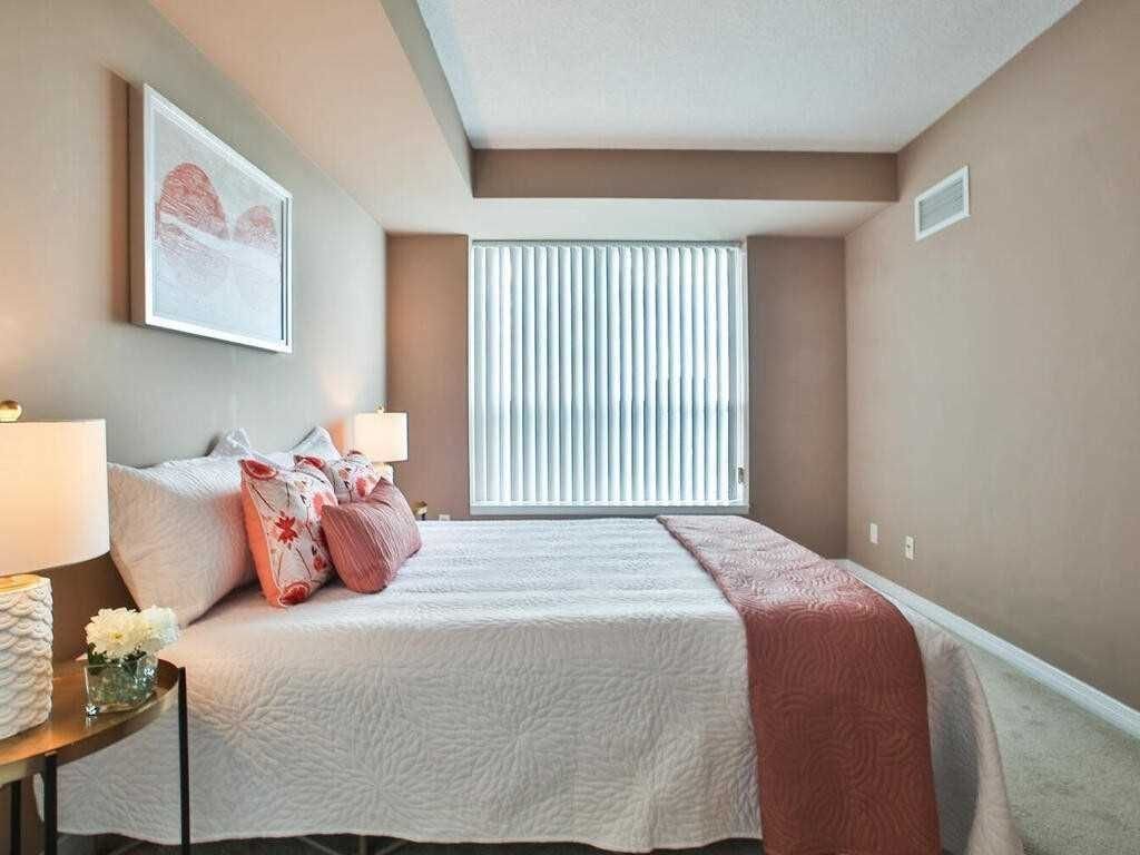 4879 Kimbermount Ave, unit 401 for sale - image #21