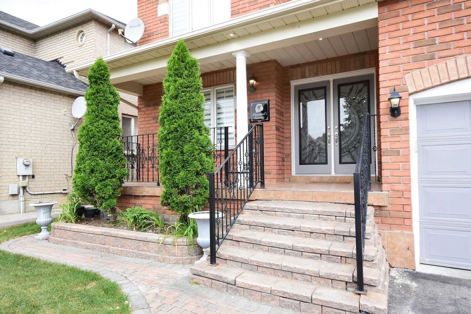211 Edenbrook Hill Dr for sale in Fletcher's Meadow - image #3