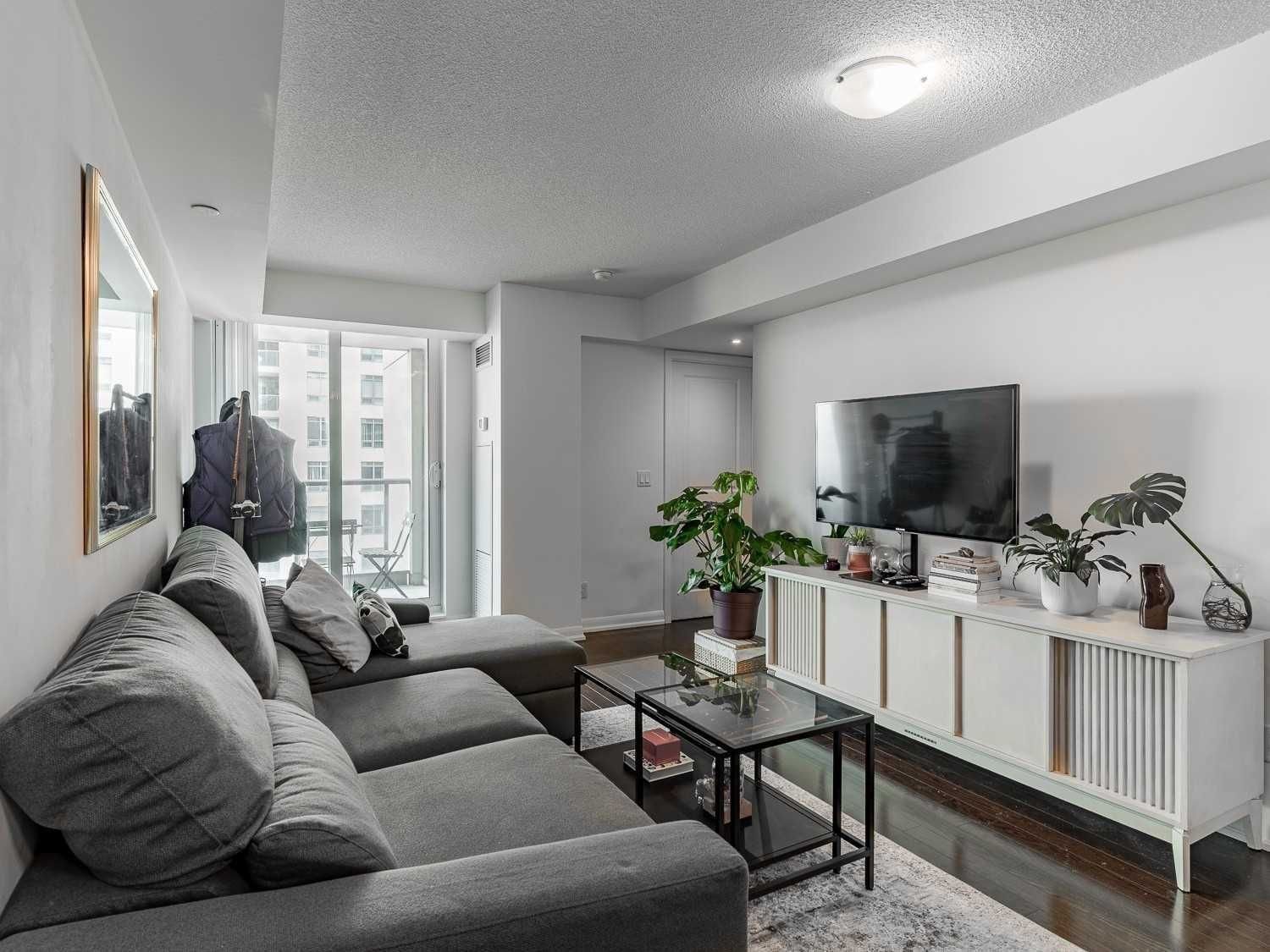 215 Sherway Gardens Rd, unit 1606 for rent - image #17