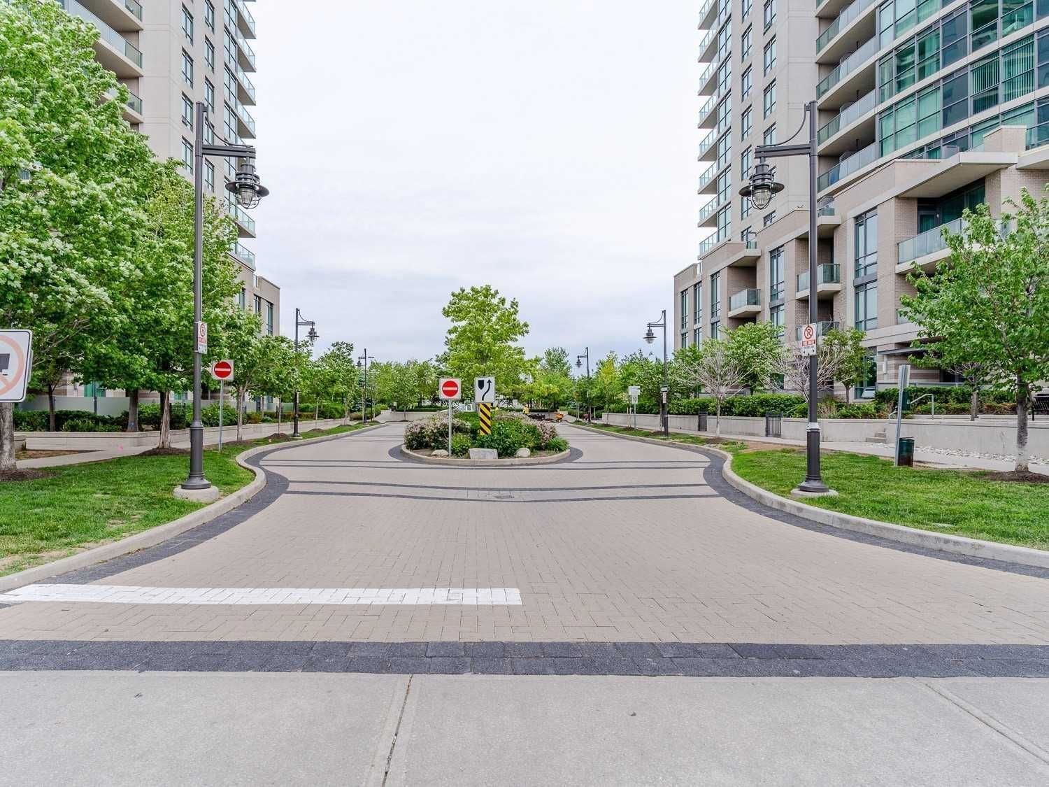 215 Sherway Gardens Rd, unit 1606 for rent - image #4