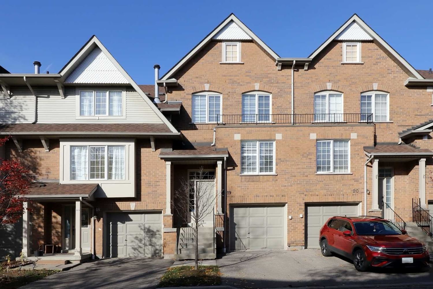 1575 South Parade Crt, unit 19 for sale