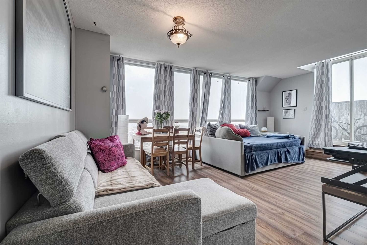 2901 Kipling Ave, unit Ph1705 for sale in Mount Olive | Silvestone | Jamestown - image #3