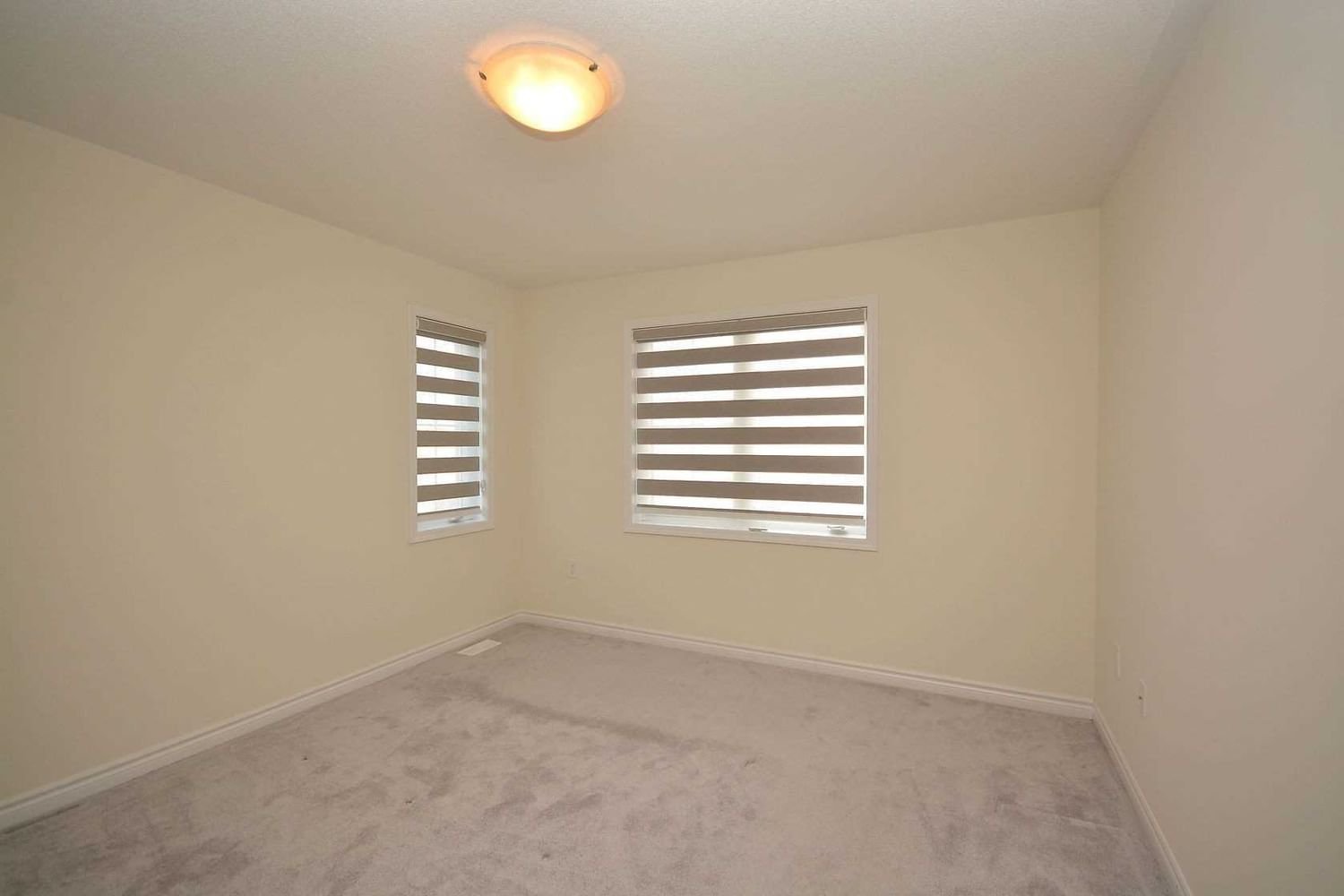 29 Ringway Rd W for rent  - image #9