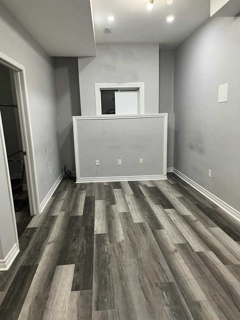 156 Decker Hollow Circ, unit basement for rent in Credit Valley - image #2