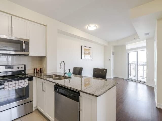 840 Queens Plate Dr, unit 907 for rent - image #10