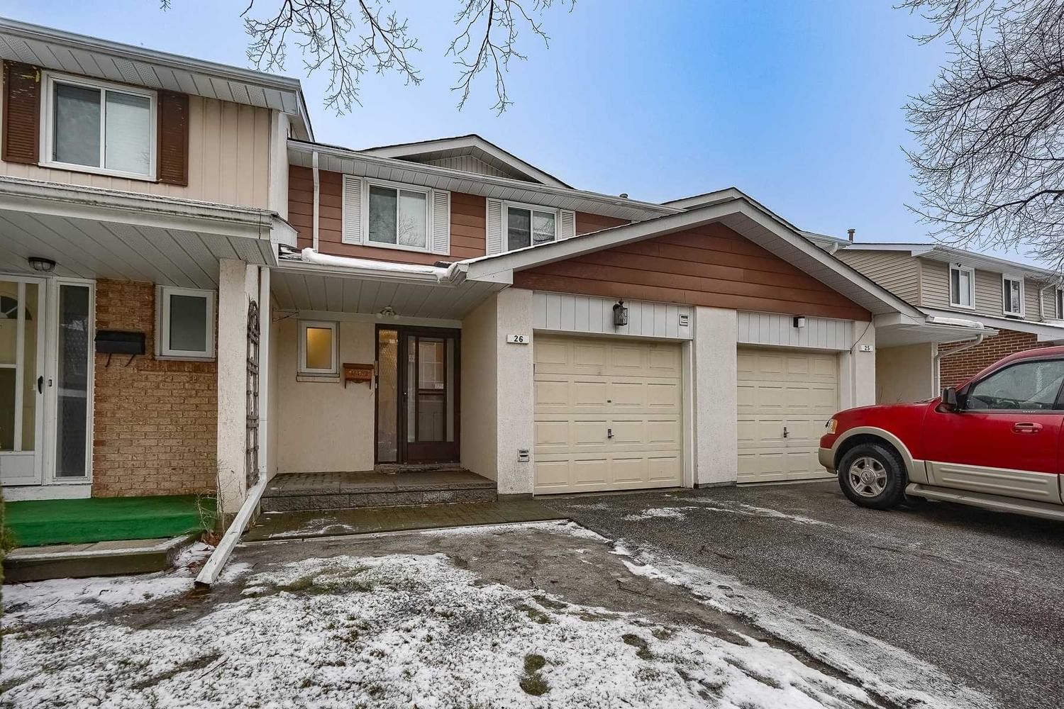 26 Carisbrooke Crt for rent 