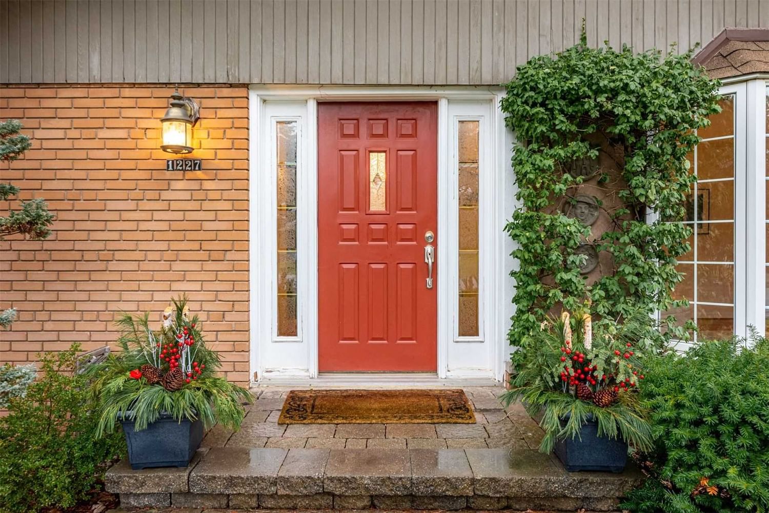 1227 Ingledene Dr for sale in Falgarwood - image #3