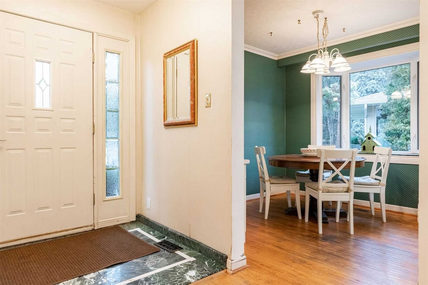 1227 Ingledene Dr for sale in Falgarwood - image #4