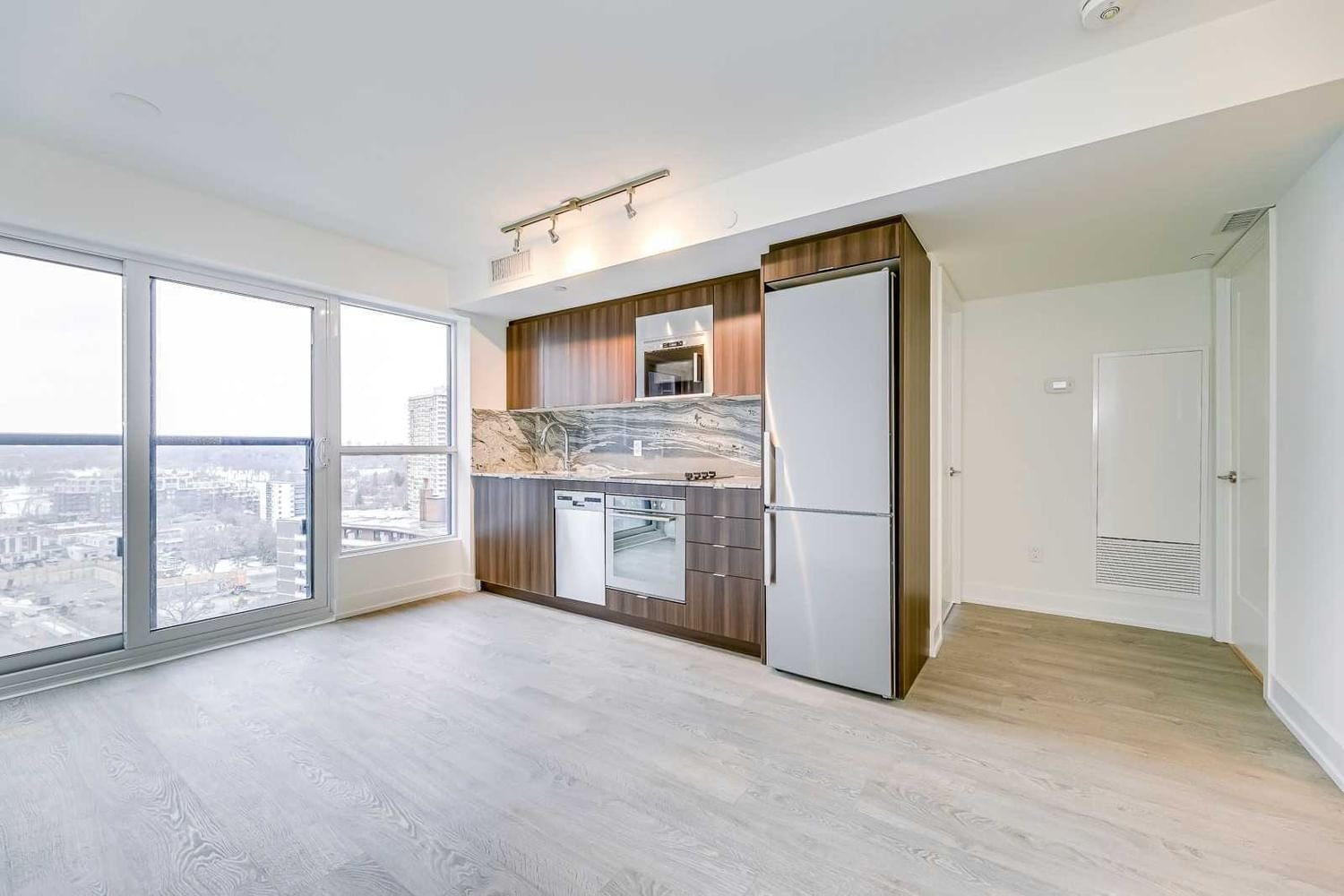 5 Mabelle Ave, unit 1634 for sale - image #14