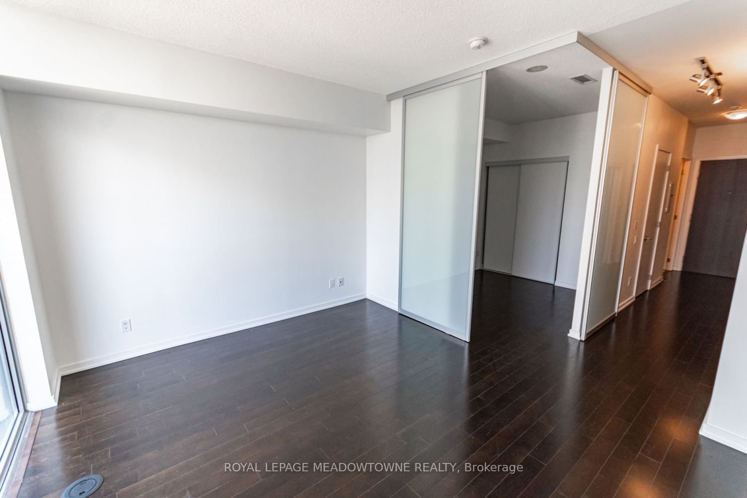 103 The Queensway, unit 1106 for rent - image #6