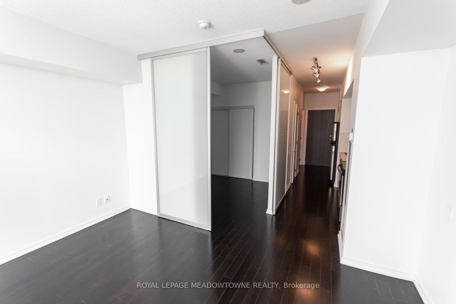 103 The Queensway, unit 1106 for rent - image #9