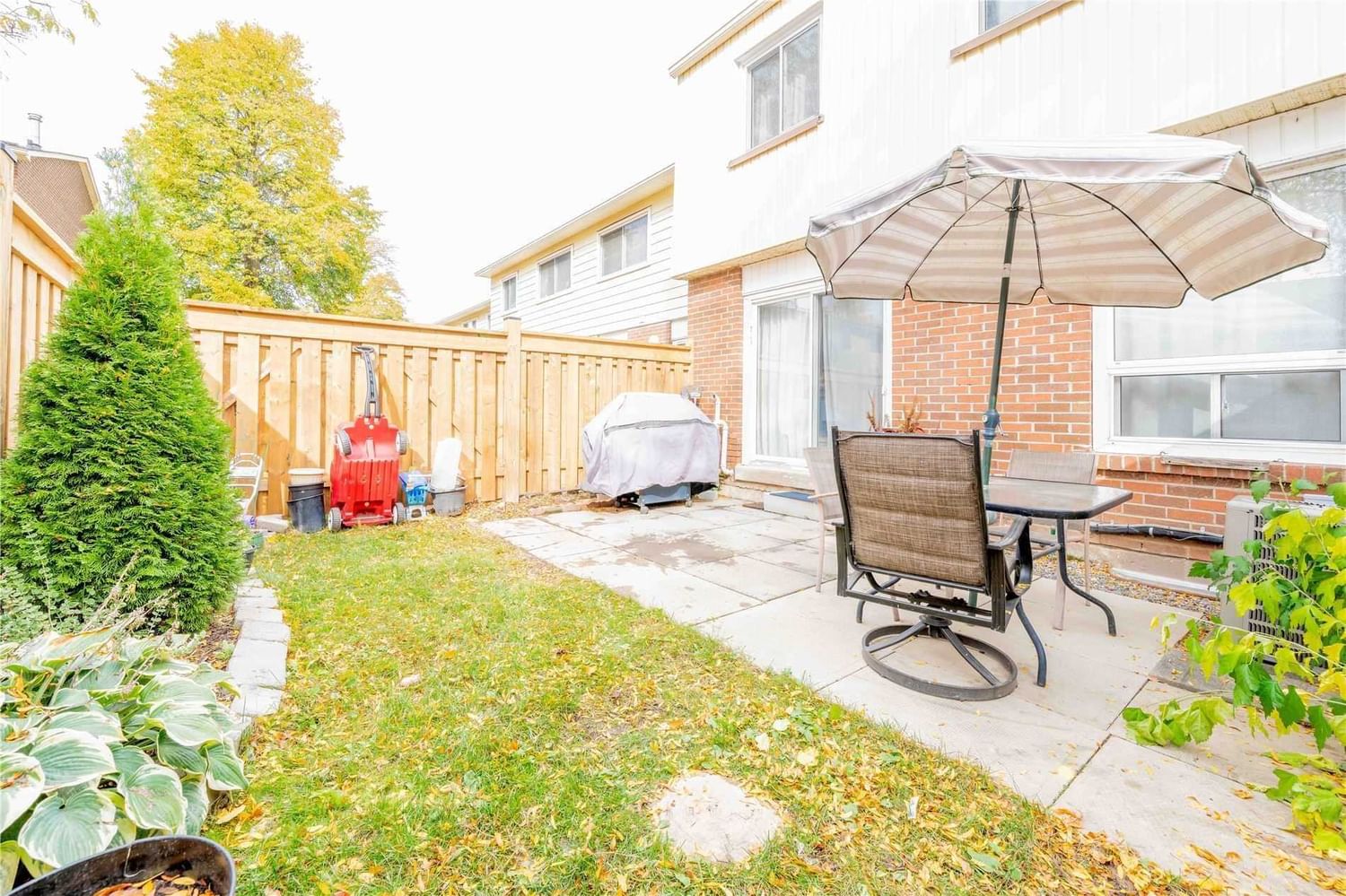 1552 Newlands Cres, unit 25 for sale