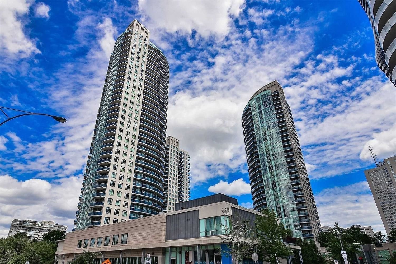 80 Absolute Ave, unit 2510 for rent - image #1