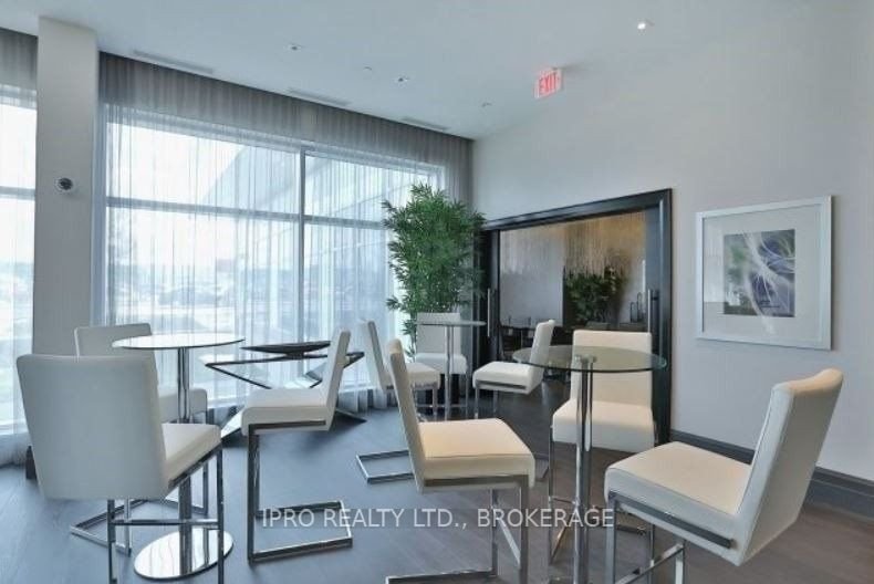 65 Speers Rd, unit 1906 for rent - image #4