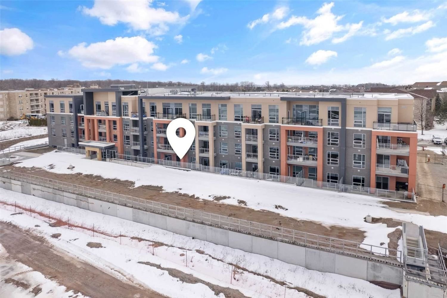 4040 Upper Middle Rd, unit 114 for sale - image #12