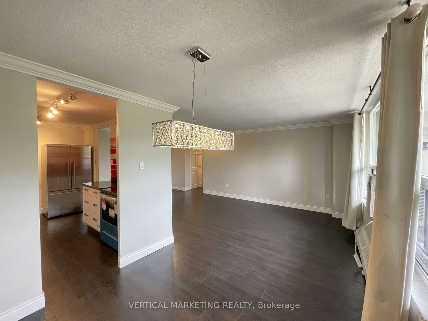 3120 Kirwin Ave, unit 301 for rent - image #1