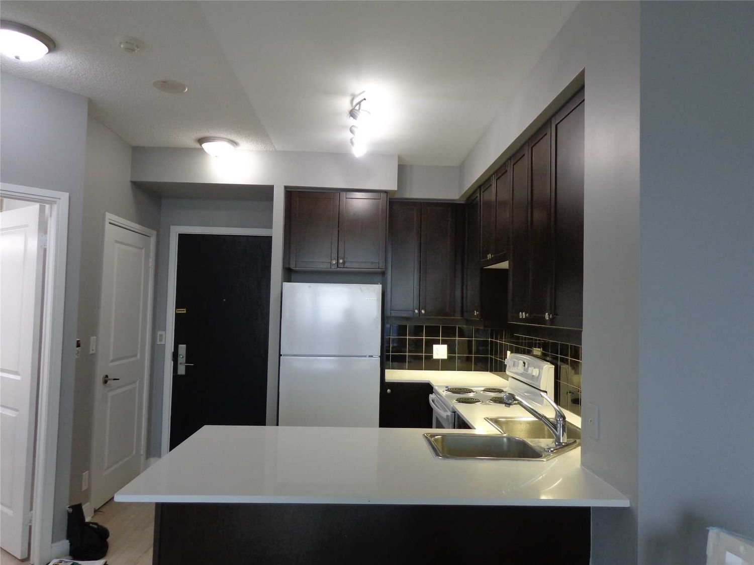 80 Absolute Ave, unit 3202 for rent - image #4