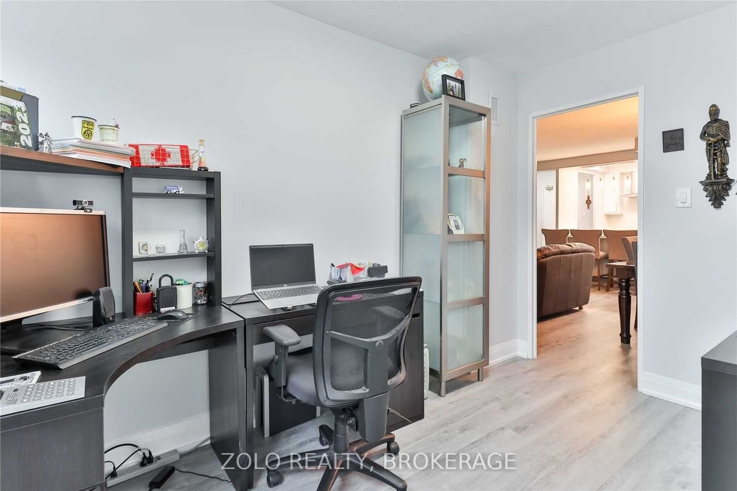 714 The West Mall N, unit 1201 for sale - image #16