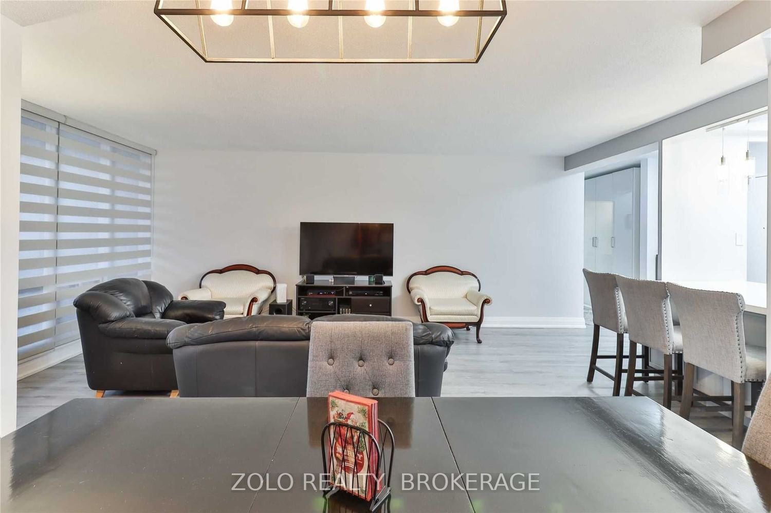 714 The West Mall N, unit 1201 for sale - image #3