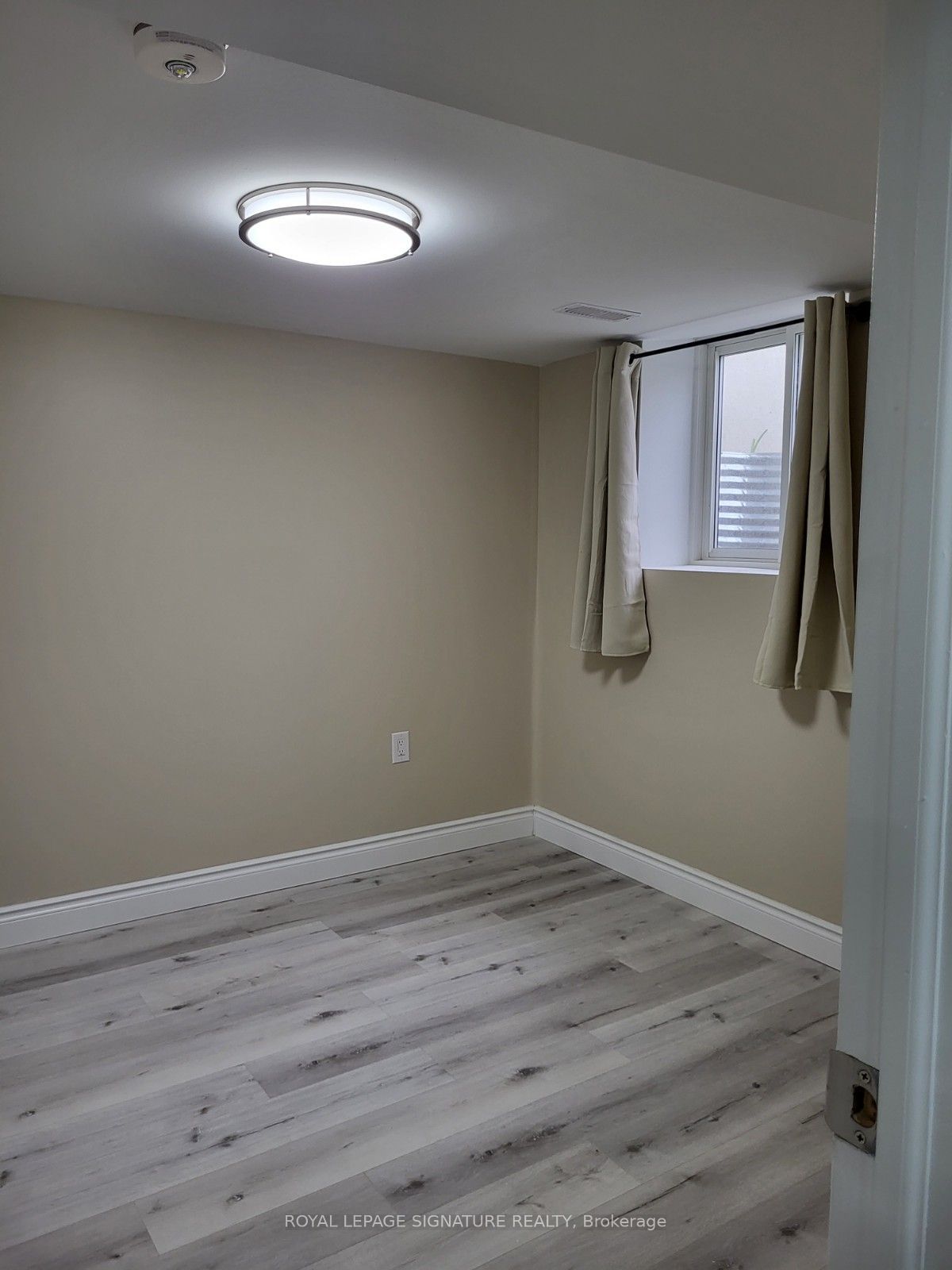 71 Ravenscrest Dr, unit basement for rent in Princess - Rosethorn - image #2
