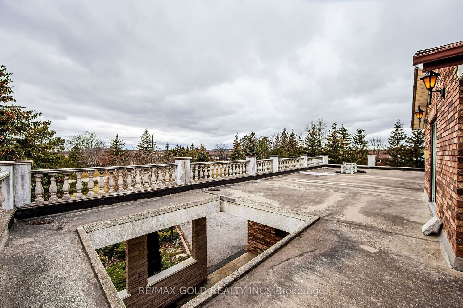 13721 Humber Station Rd for sale  - image #35