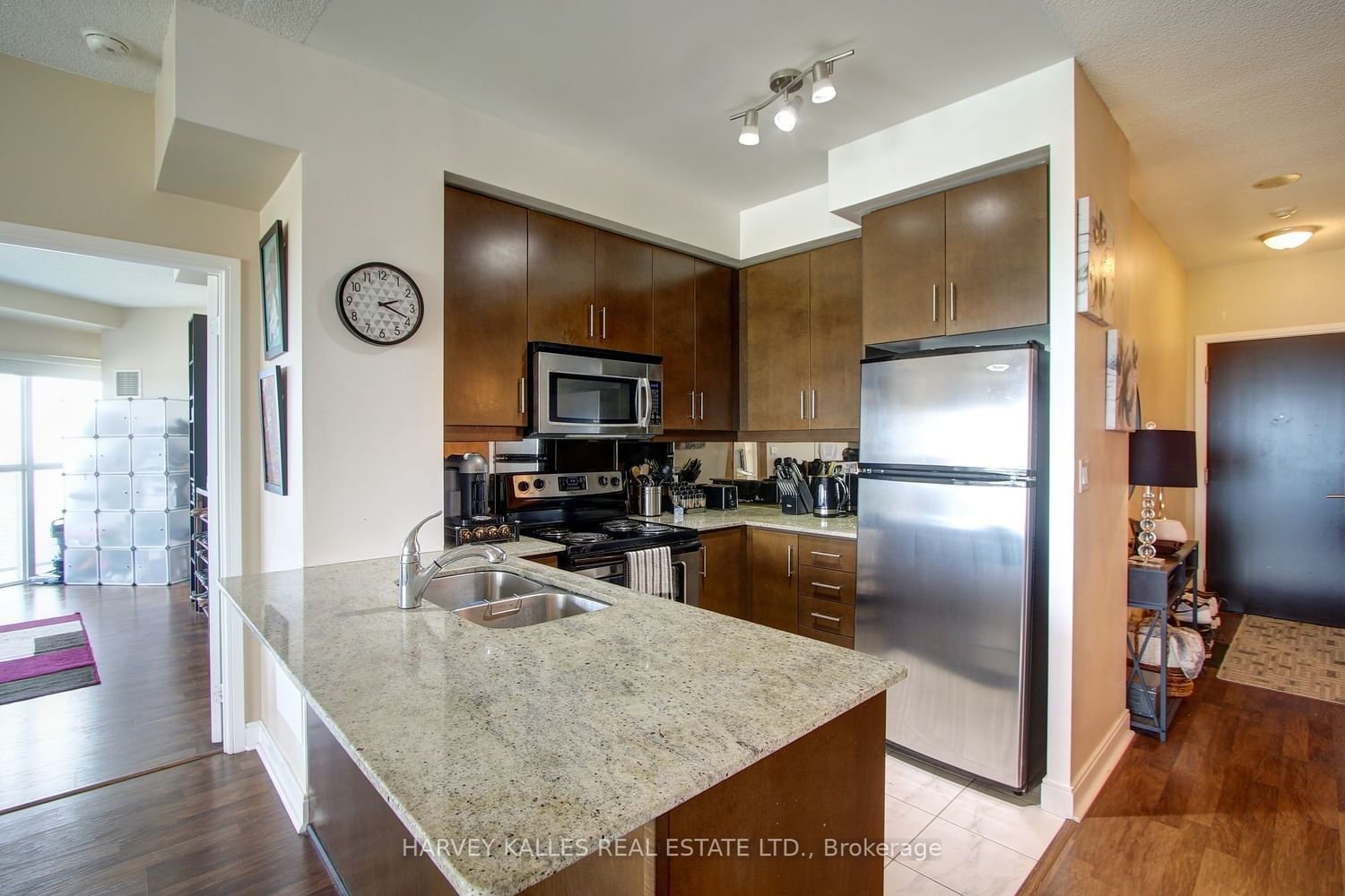 60 Absolute Ave, unit 3401 for rent - image #8