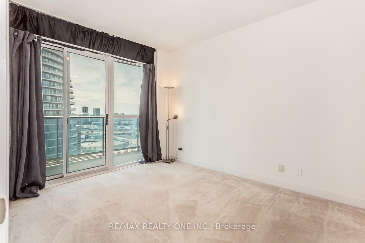 80 Absolute Ave W, unit 2807 for rent - image #15
