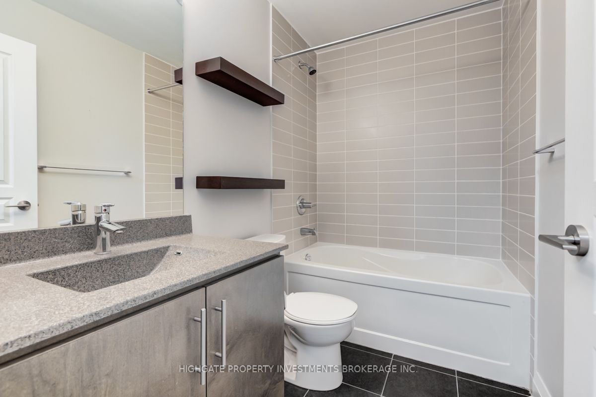 1 Hurontario St, unit 1301 for rent - image #3