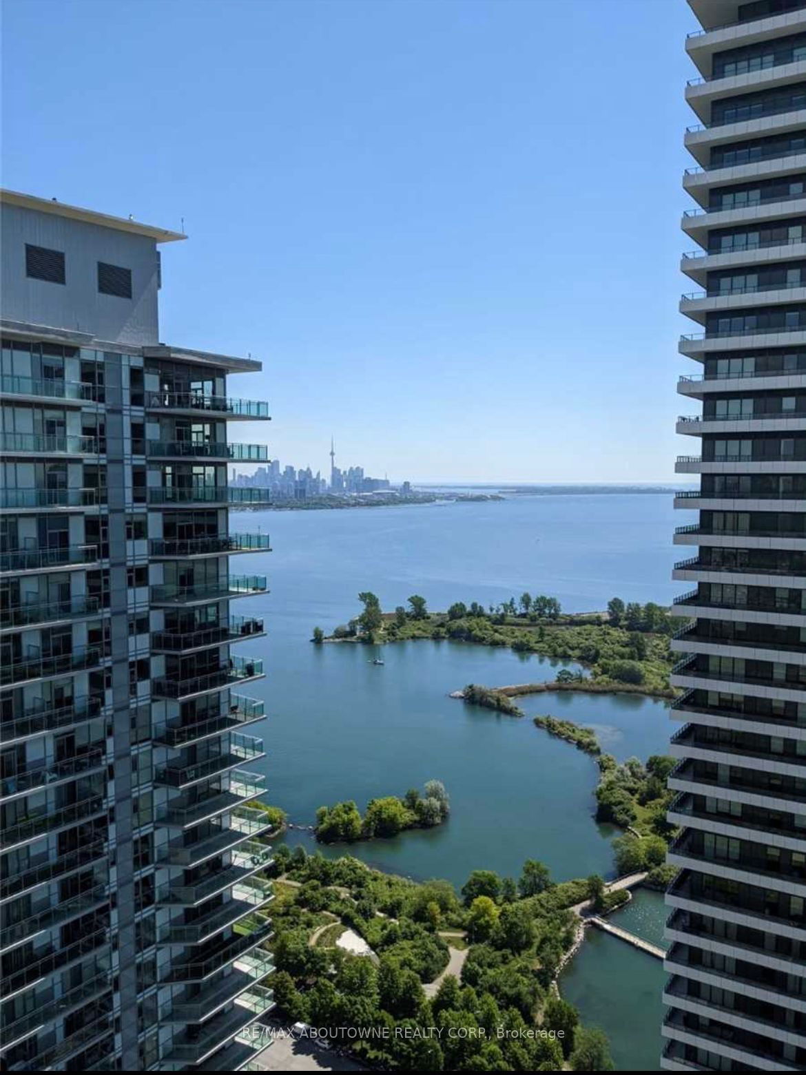 30 Shore Breeze Dr Sky Tower At Eau Du Soleil Condos 1 Bed 1 Bath Unit 3914 Strataca 