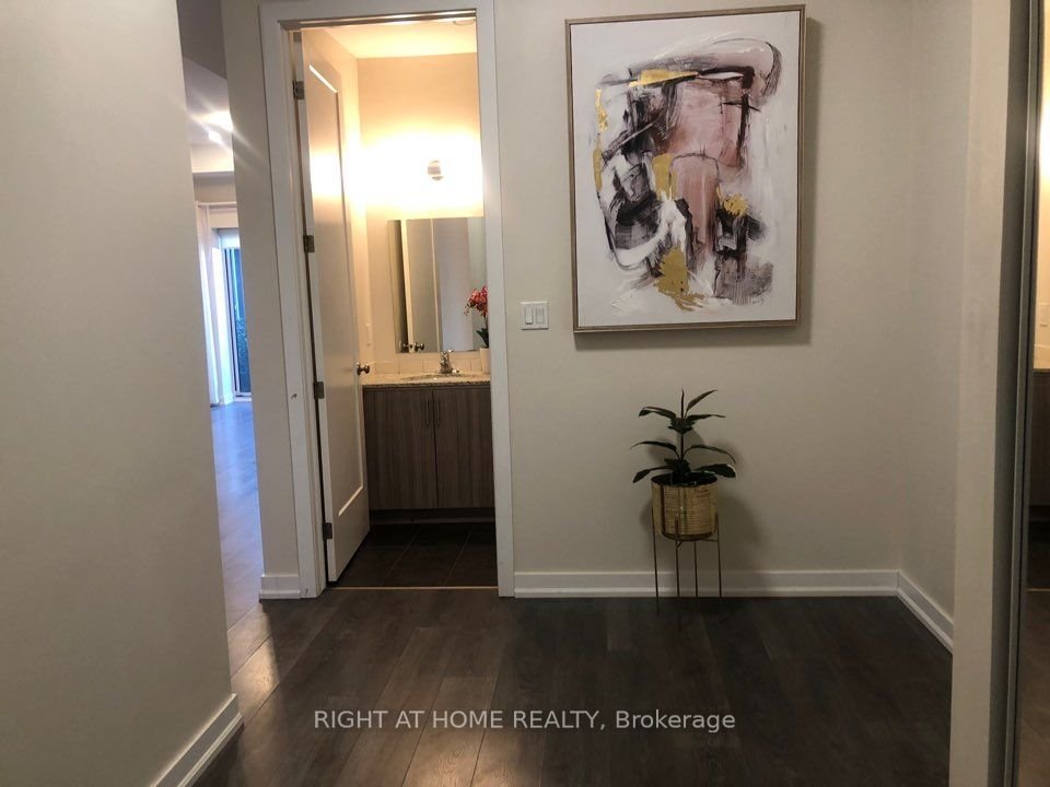 4040 Upper Middle Rd, unit 116 for rent - image #3