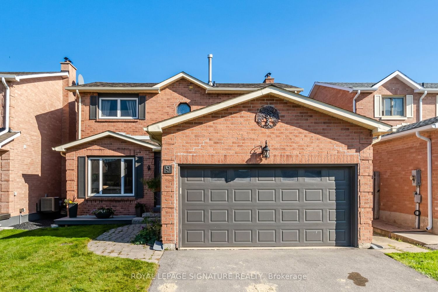 9 Fountainbridge Dr for sale in Bolton East - image #1