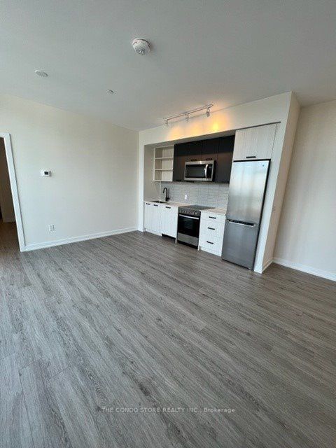 2300 St. Clair Ave W, unit 1007 for rent