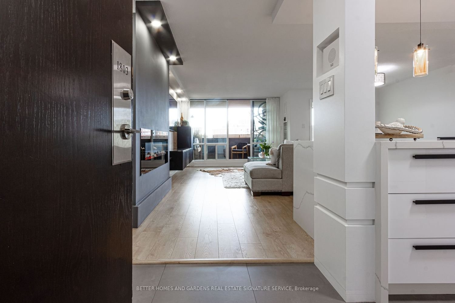 714 The West Mall, unit 1803 for sale - image #3