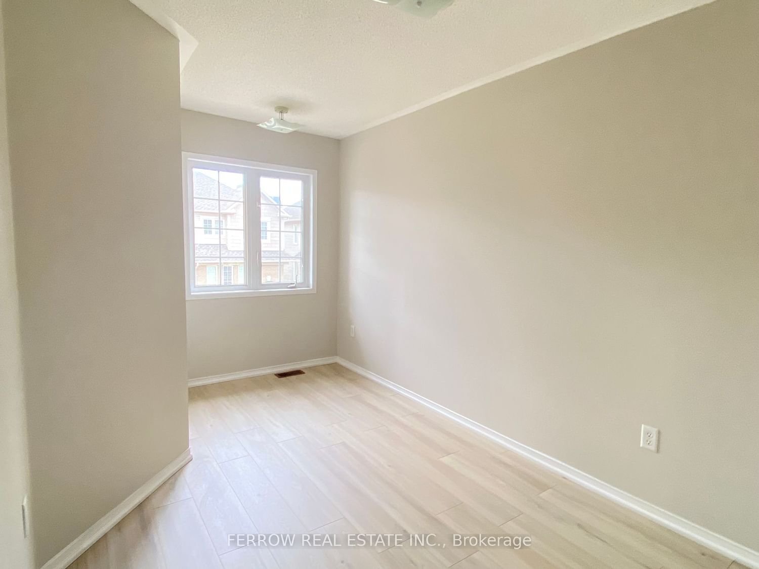 4950 Albina Way, unit 173 for rent - image #20