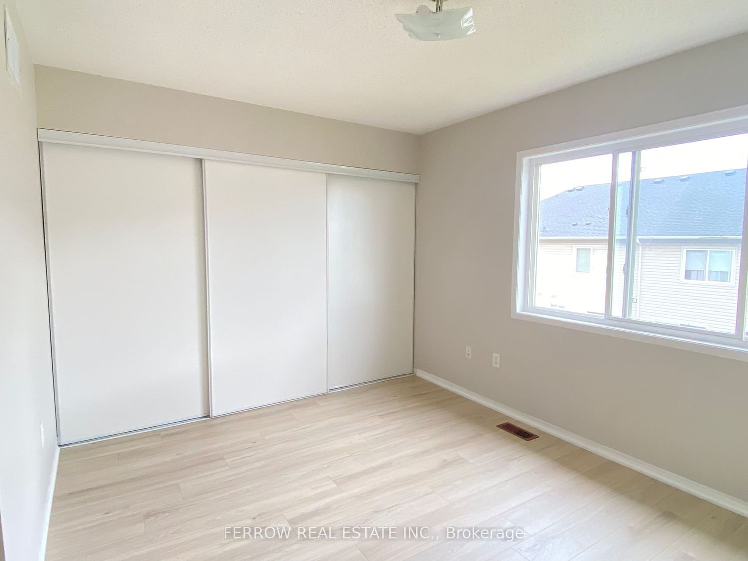 4950 Albina Way, unit 173 for rent - image #22