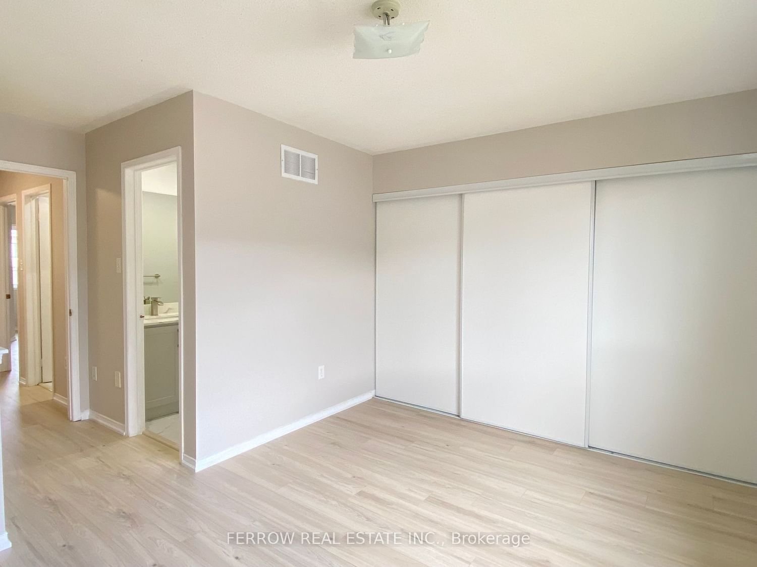 4950 Albina Way, unit 173 for rent - image #23