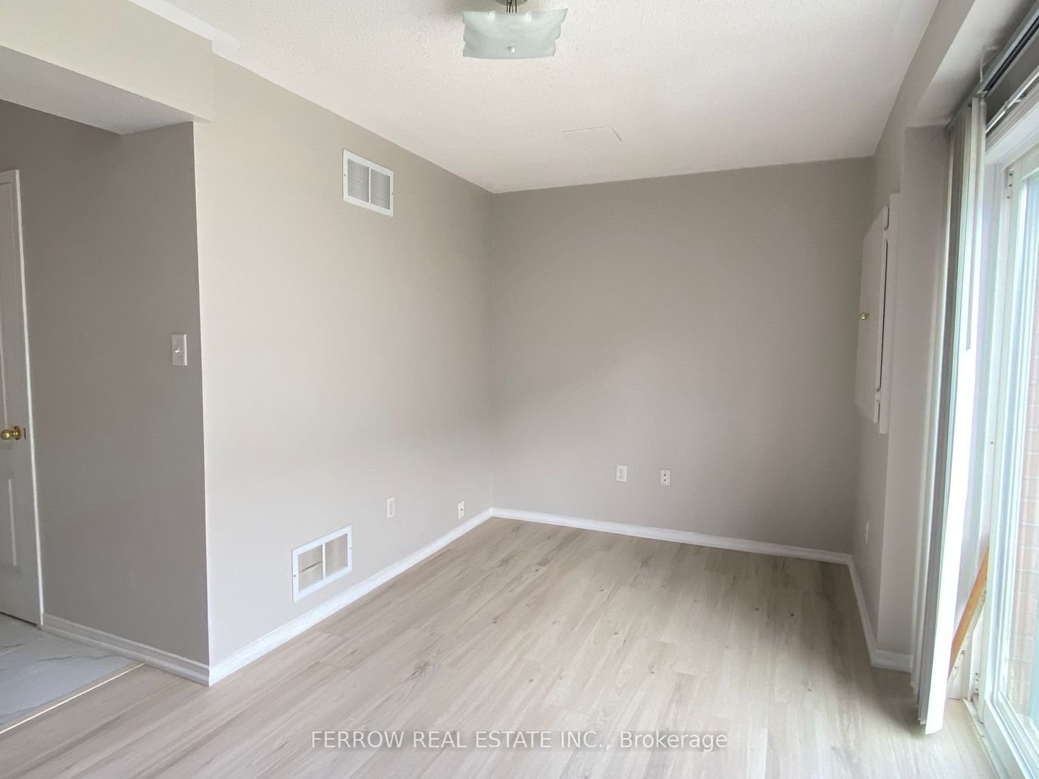 4950 Albina Way, unit 173 for rent - image #30