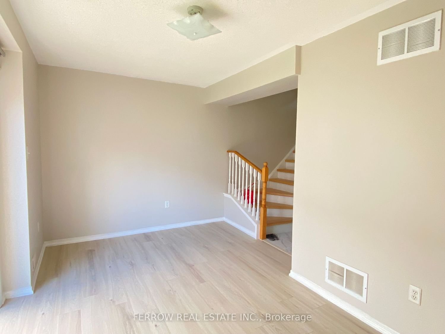 4950 Albina Way, unit 173 for rent - image #31
