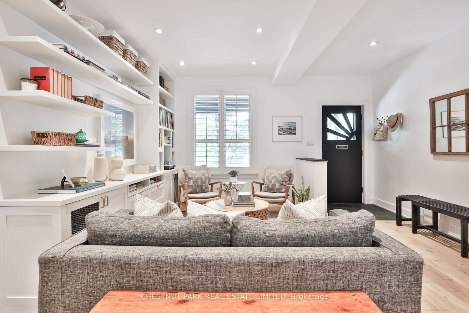 325 Perth Ave for sale in Dovercourt | Wallace Emerson-Junction - image #4