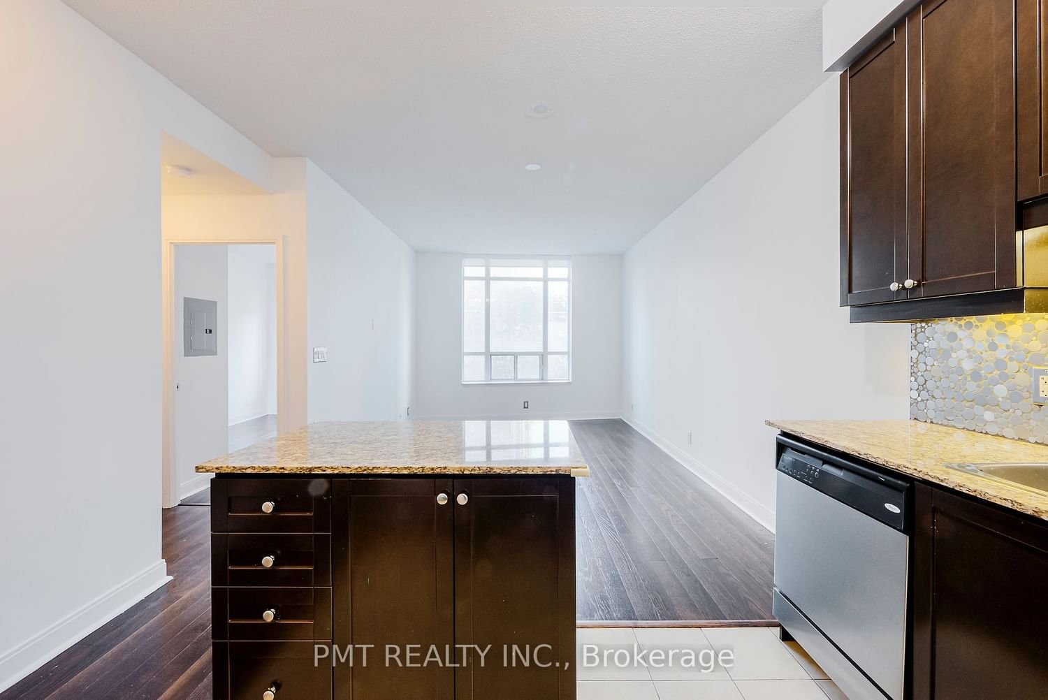 80 Absolute Ave, unit 204 for sale - image #10