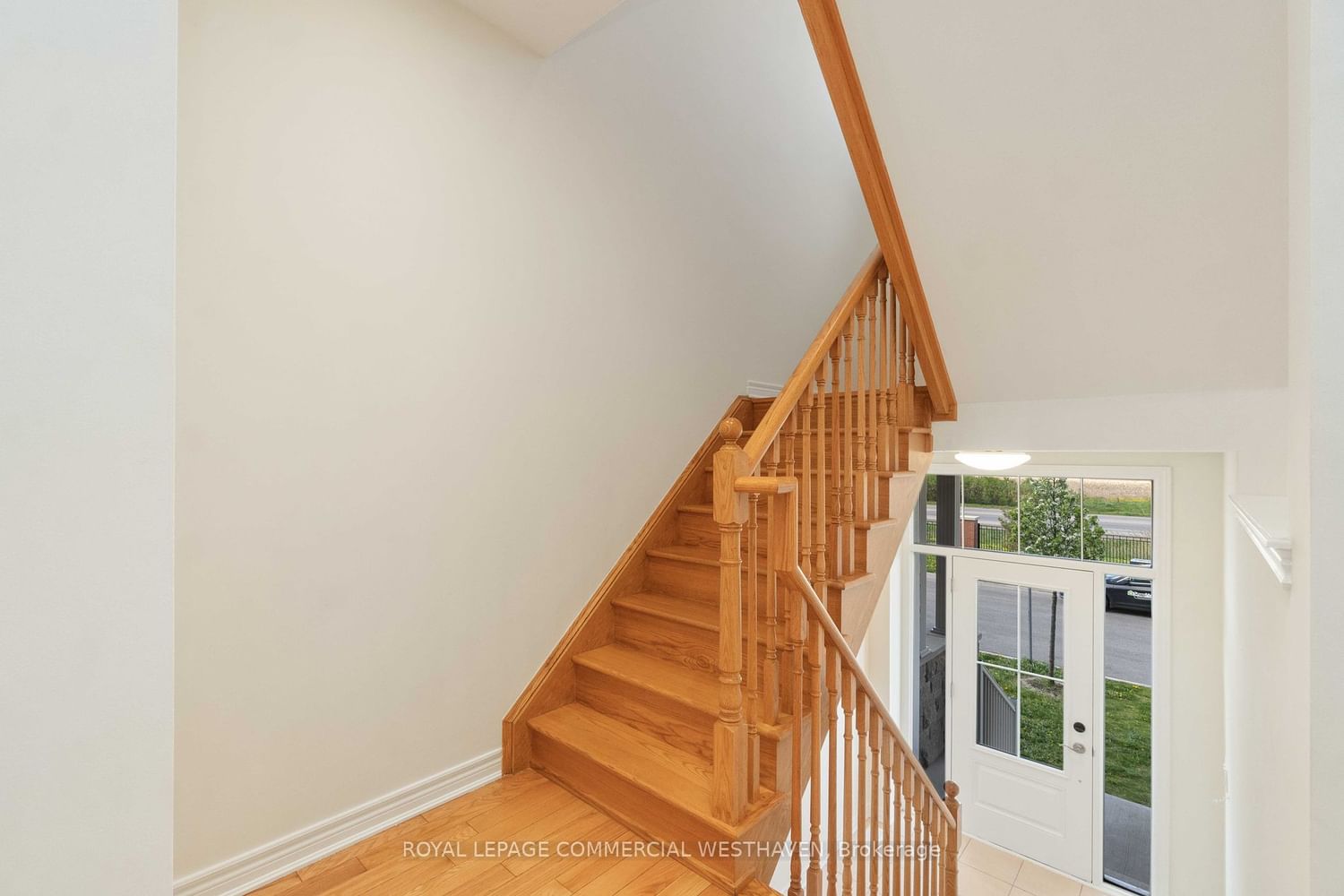 35 Rockman Cres for sale in Mount Pleasant Village - image #5