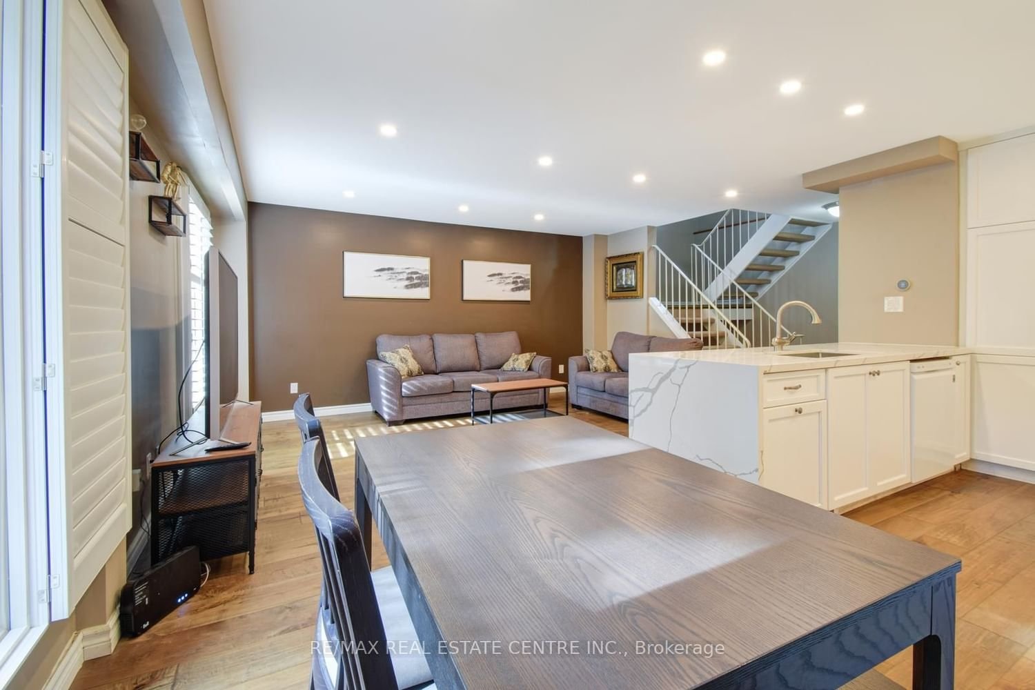 44 Sutter Ave W for sale  - image #20
