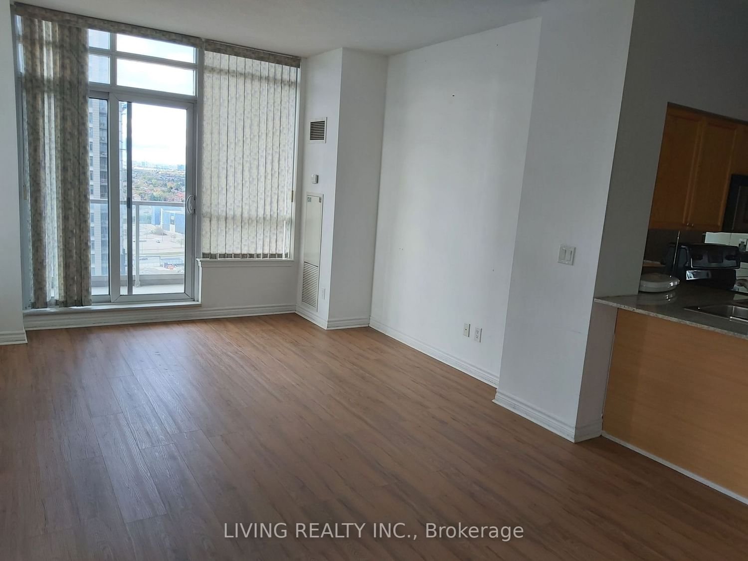 388 Prince Of Wales Dr, unit 1804 for rent in Downtown Core - image #4