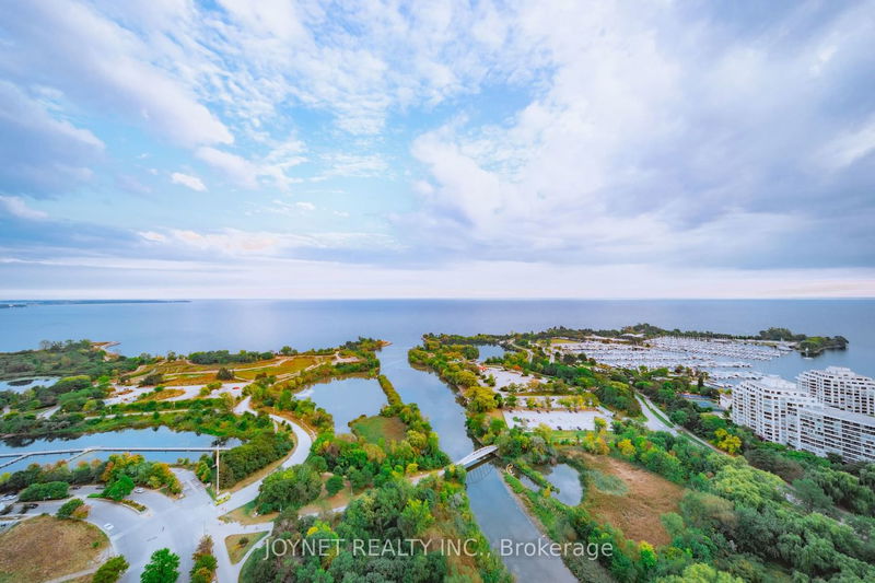 2200 Lake Shore Blvd W, unit 3801 for sale in Mimico - image #2