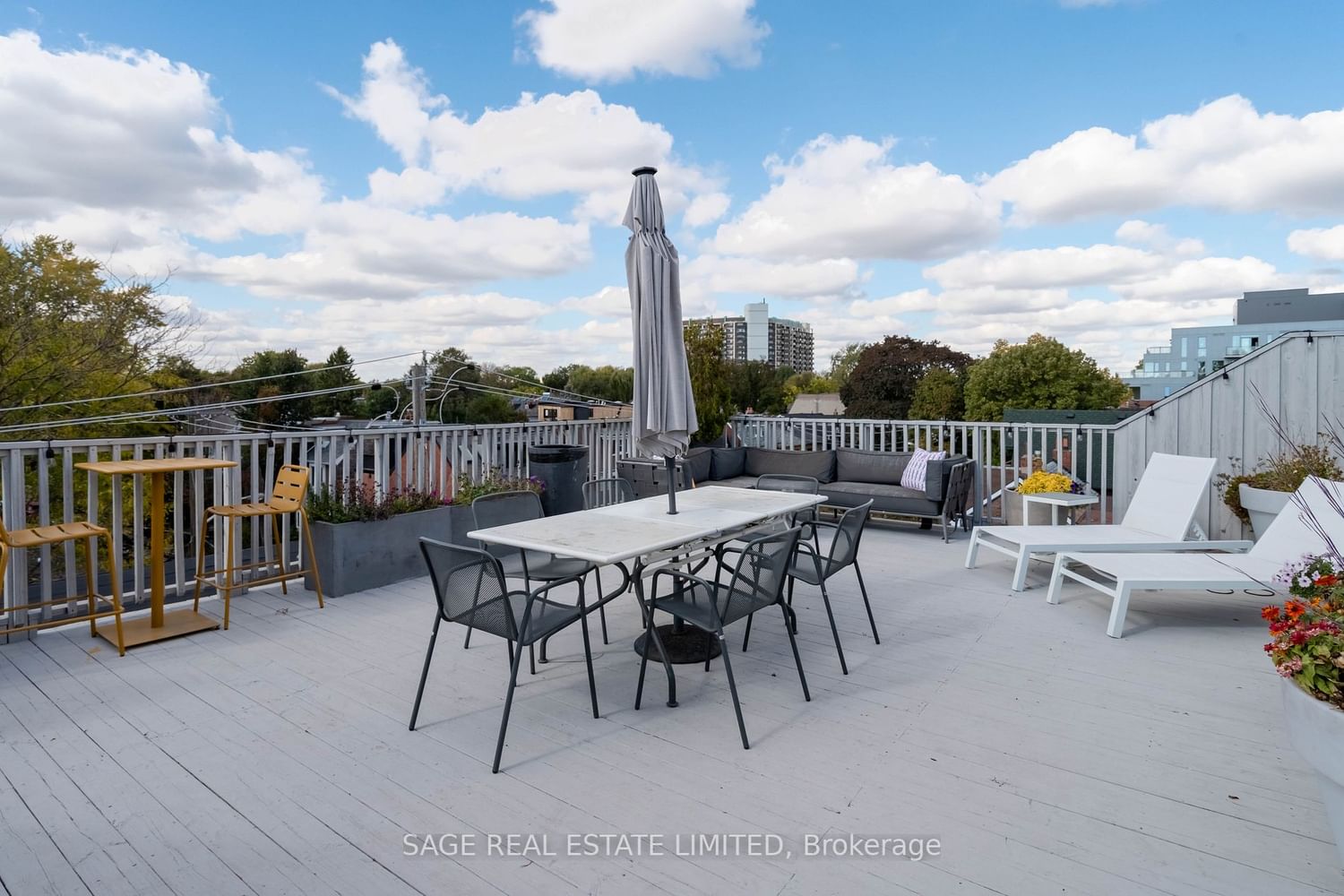 27 Brock Ave, unit 111 for sale - image #26