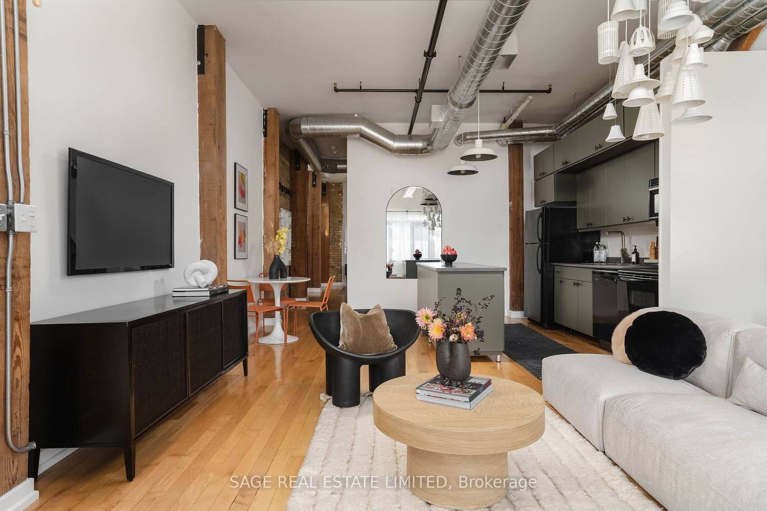 27 Brock Ave, unit 111 for sale - image #4