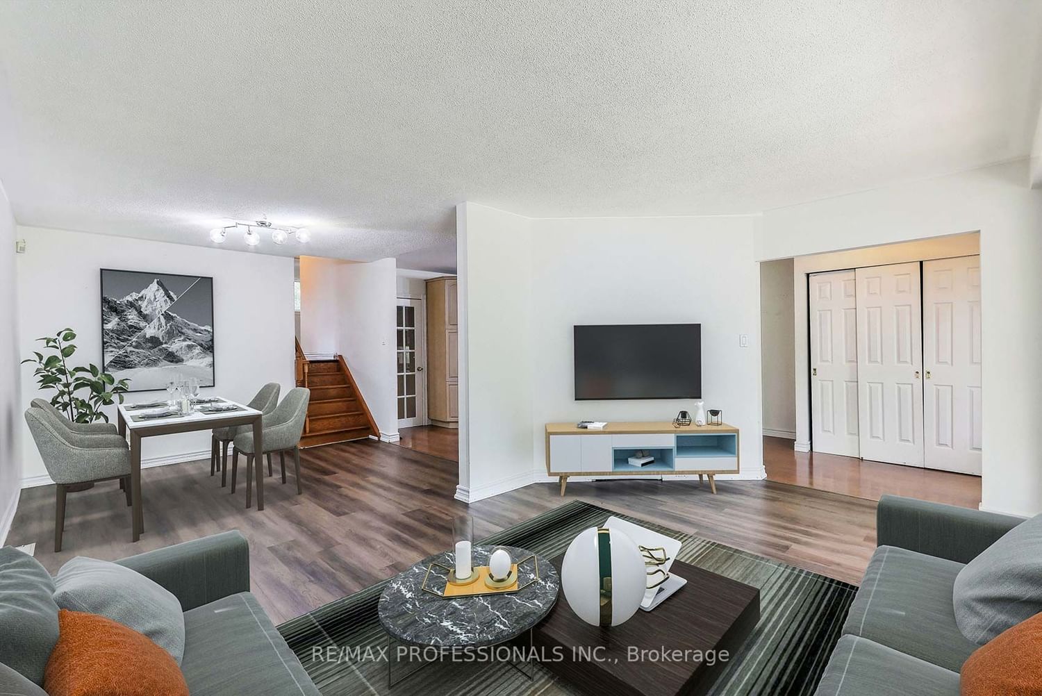 260 Mill Rd for sale in Markland Wood - image #5