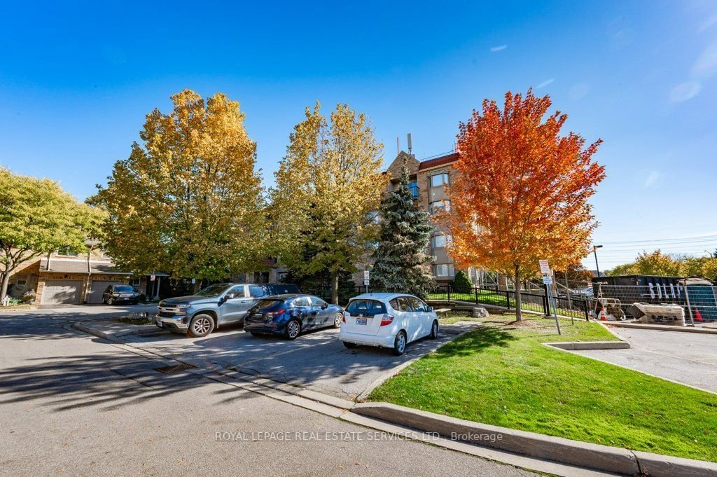 3499 Upper Middle Rd, unit 115 for sale - image #2