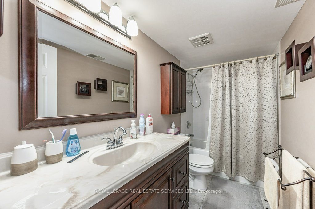 3499 Upper Middle Rd, unit 115 for sale - image #24