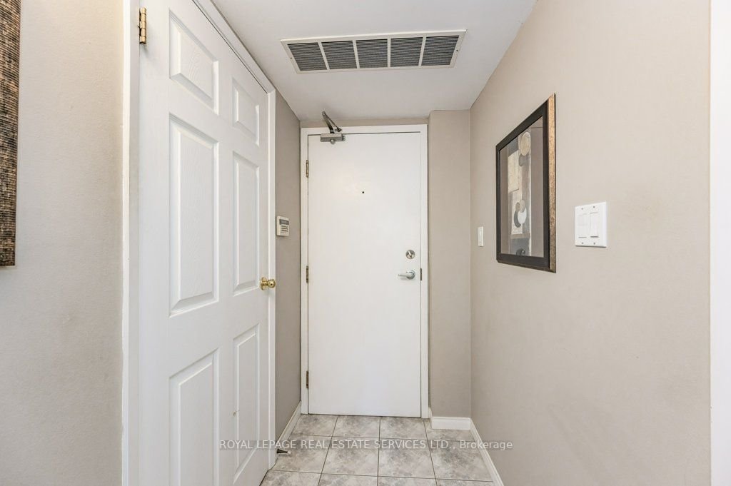 3499 Upper Middle Rd, unit 115 for sale - image #7
